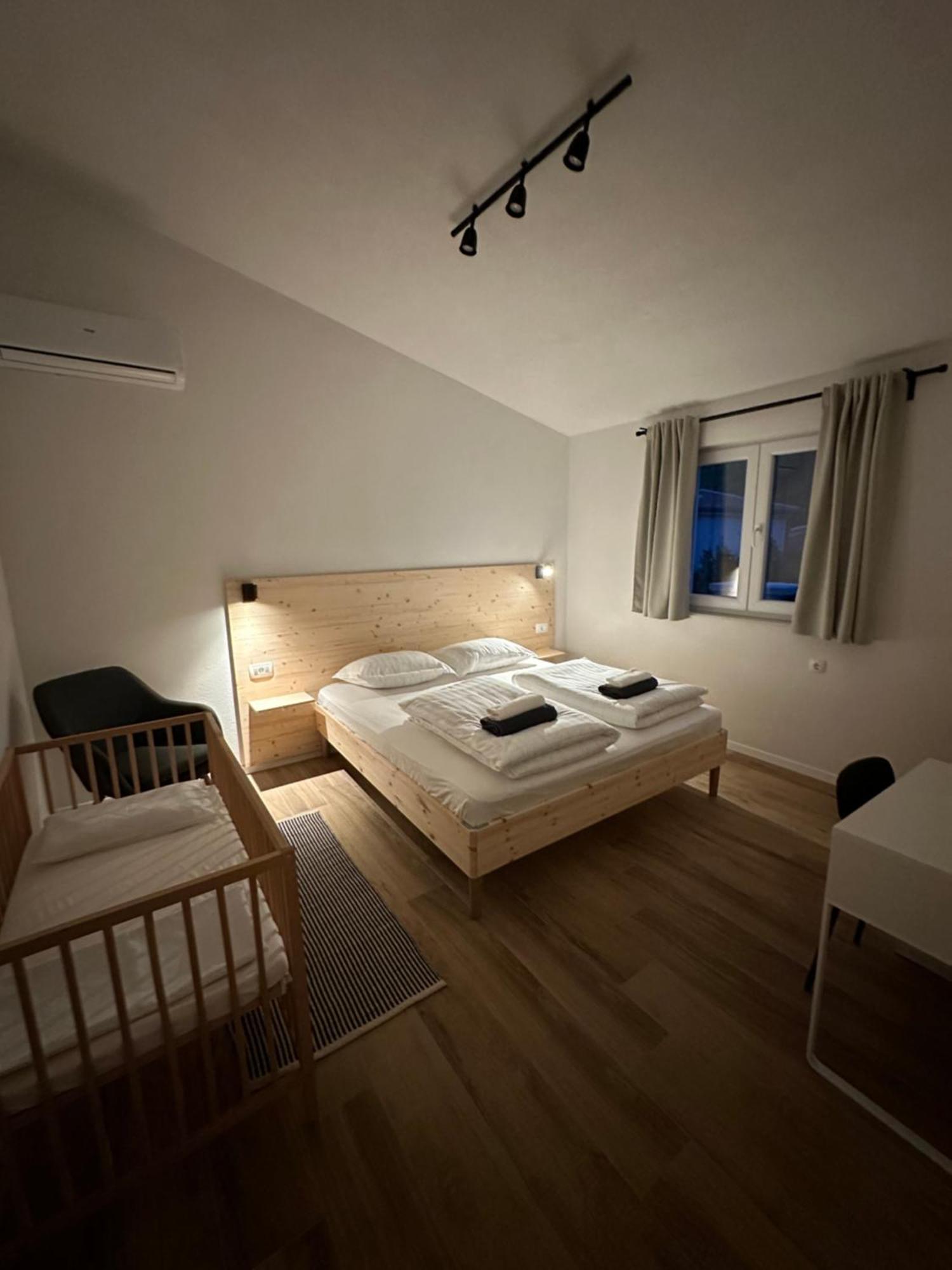 Climber Apartment Starigrad Paklenica Ngoại thất bức ảnh